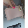 Cartera de rafia