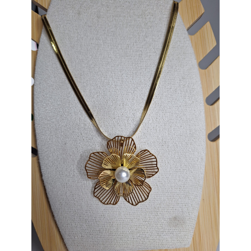 Collar en Flor Collar en Flor